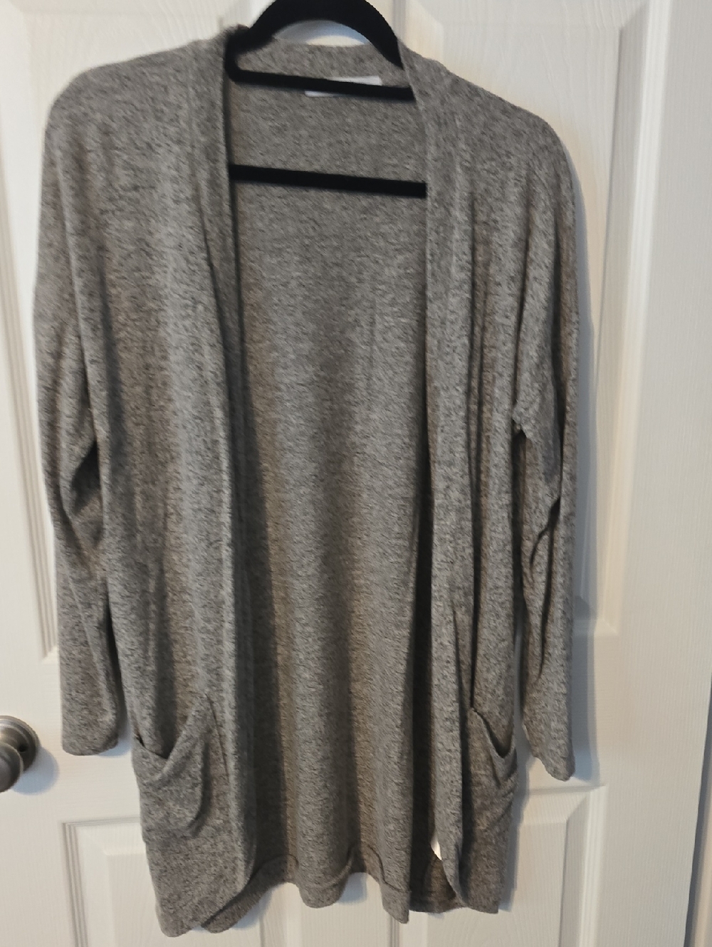 Lightweight Gray Open-Front Women's Cardigan with Pockets